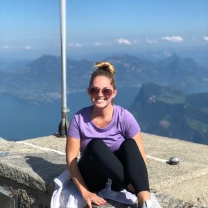 Meet your Posher, Kelsey